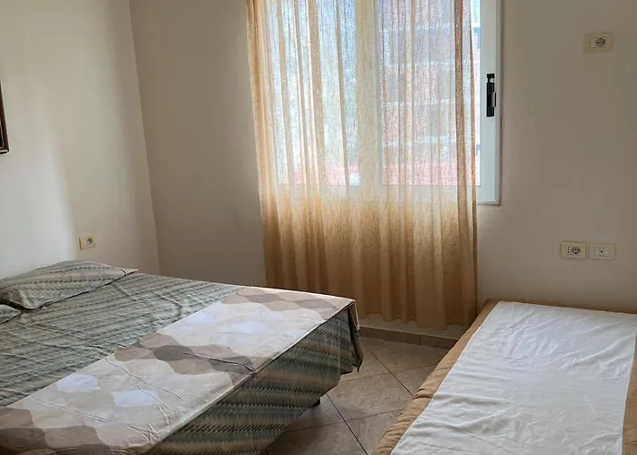 Daire Flat In Himare, Albania *