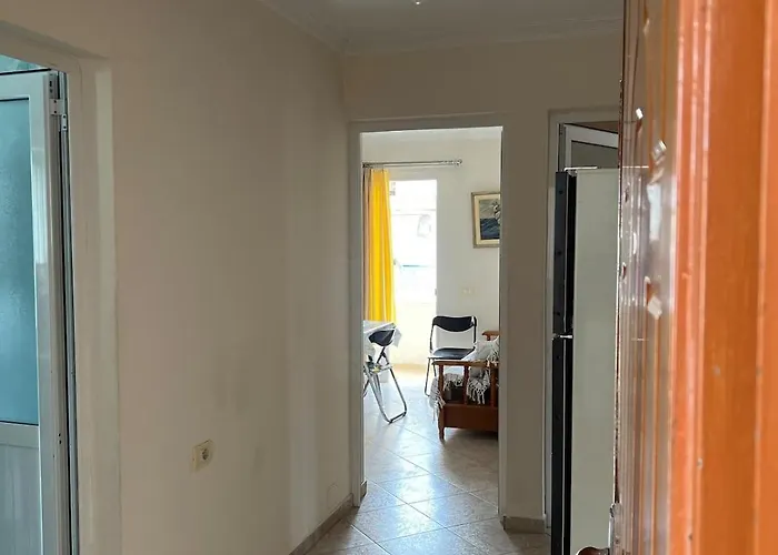 Daire Flat In Himare, Albania *